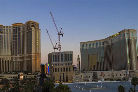 is smoking allowed in las vegas casinos 2022|Venetian, Palazzo lifting smoking ban, but allow non.